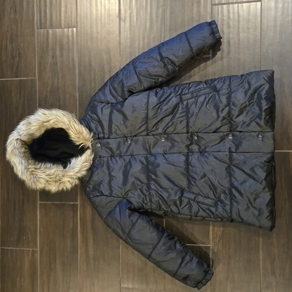 Crazy 8 Black Quilted Puffer Coat With Faux Fur Hood Size M 7-8 NWT - Picture 5 of 6